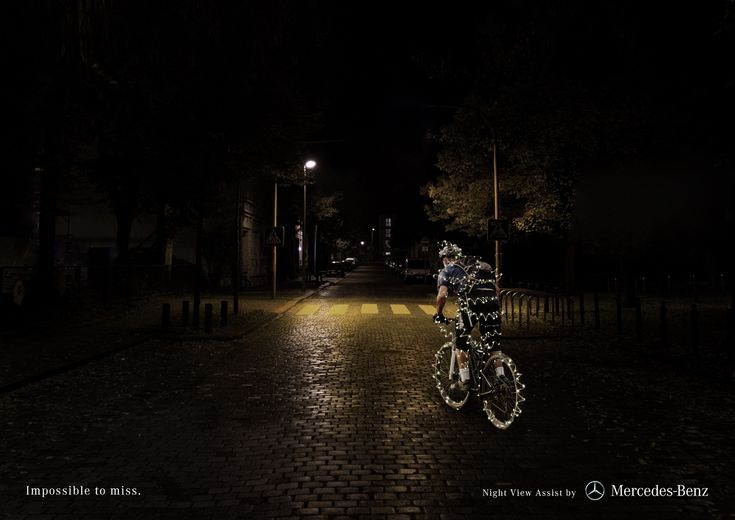 1535714534_703_Advertising-Campaign-Adeevee-Mercedes-Benz-Night-View-Assist-Impossible-to-miss Advertising Campaign : Adeevee - Mercedes Benz Night View Assist: Impossible to miss