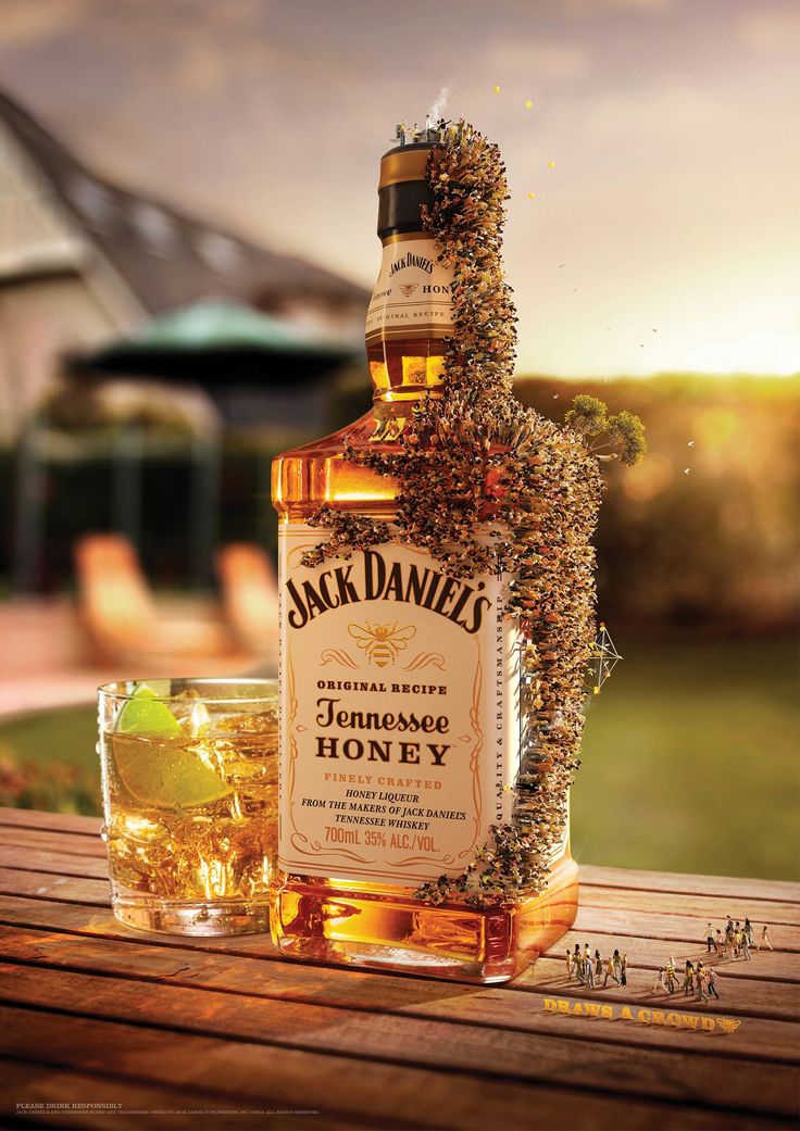Advertising-Campaign-Jack-Daniel39s-Tennessee-Honey-Backyard-Draws-a-crowd.-Advertising-Agency Advertising Campaign : Jack Daniel's Tennessee Honey: Backyard "Draws a crowd." Advertising Agency:...