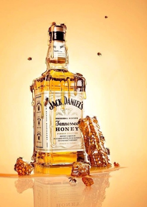 Advertising-Inspiration-Tennessee-Honey-736-x-1035Source Advertising Inspiration : Tennessee Honey [736 x 1035]Source:...